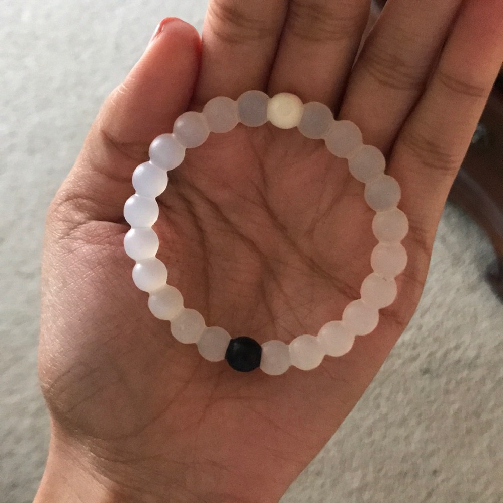 Live lokai bracelet